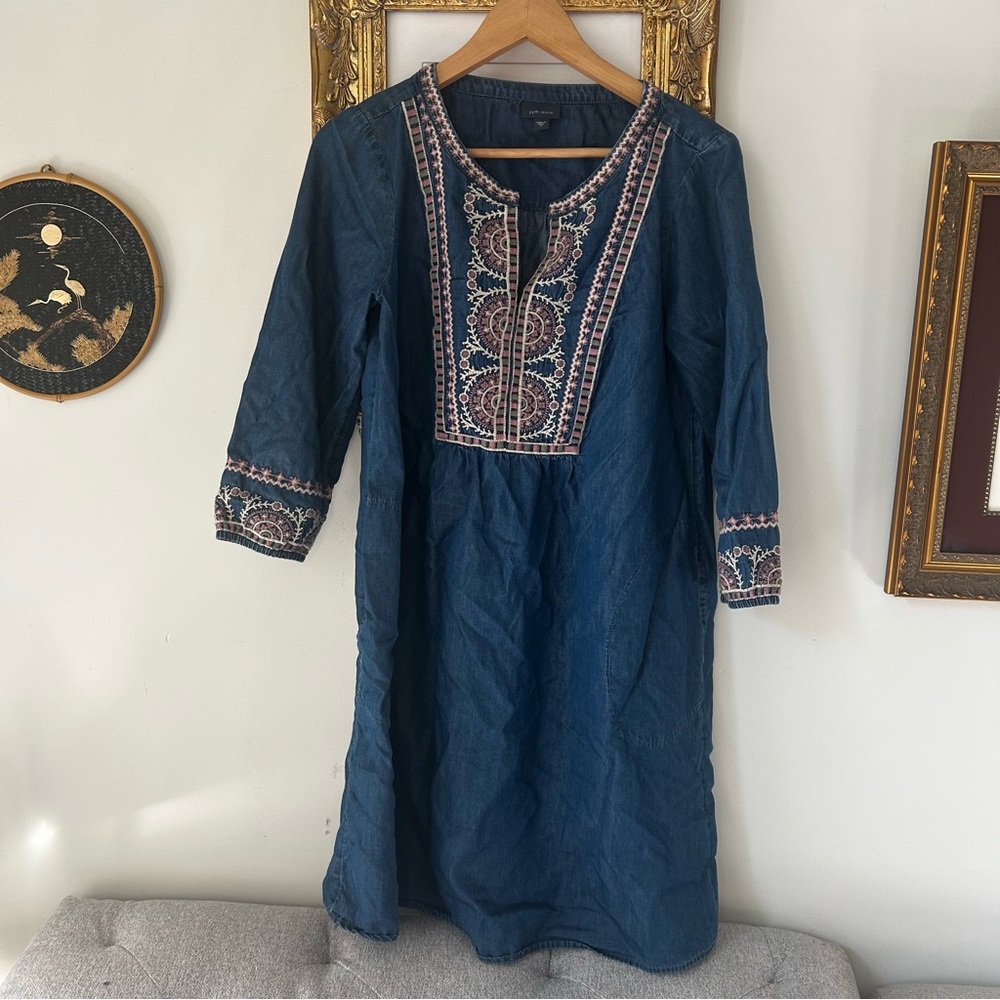 J. Jill Embroidered Indigo Chambray Blue Pocket Dress